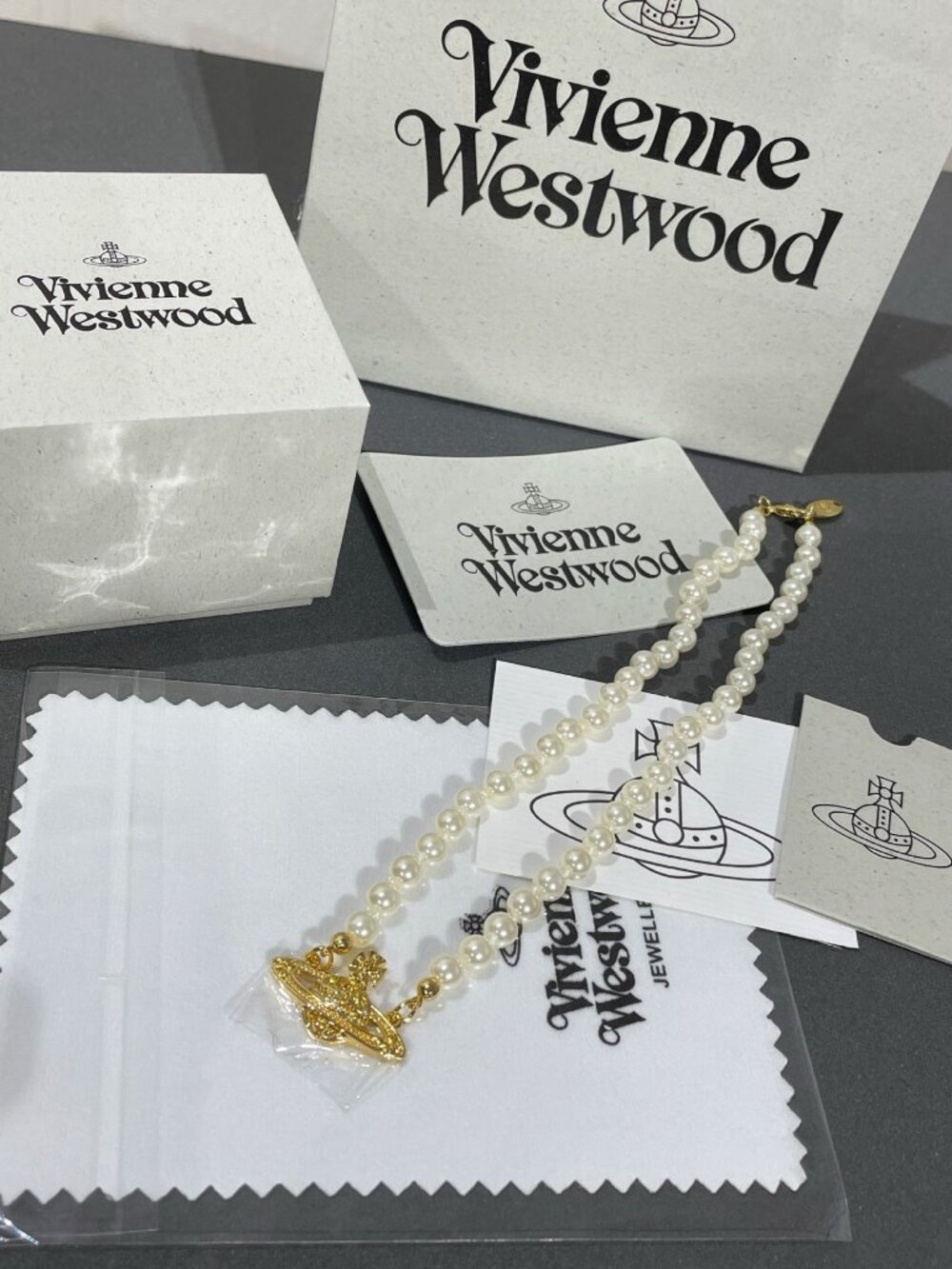 Vivienne Westwood Gold-Tone Pearl Orb Pendant Choker Necklace